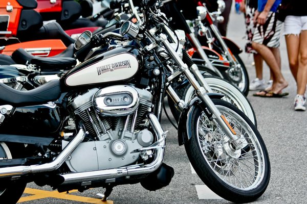 Bien choisir son véhicule en fonction du type de carburant : Guide essentiel