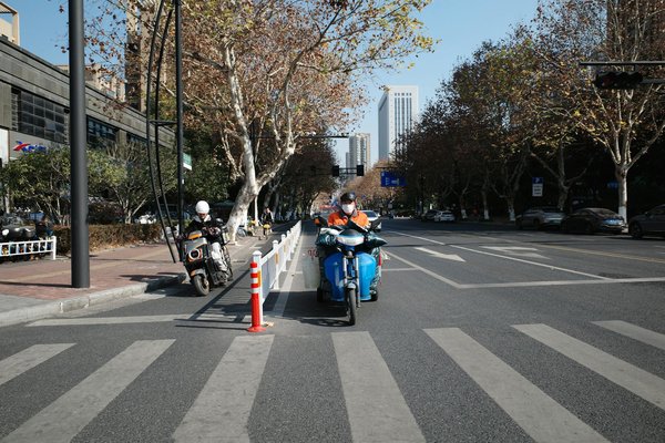 Les Pour et Contre du GPS au Volant : Navigateurs électroniques Amis ou Ennemis ?